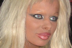 Производители косметики плачут по ночам, вспоминая эти фото