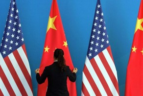 Союзники США начинают поклоняться не доллару, а юаню  Источник