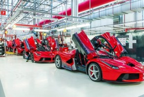 Ferrari отзывает все выпущенные LaFerrari