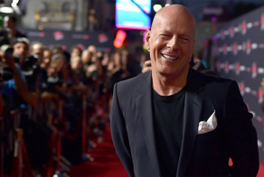 Брюсу Уиллису — 60