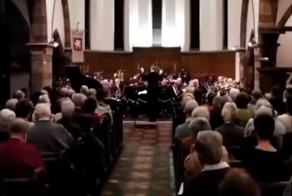 Музыкант чихнул во время игры на тромбоне