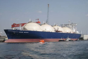 Турция закрыла Босфор танкерам с газом для Украины