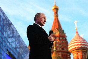 Россия восстанавливается несмотря на санкции ("Bloomberg", США)