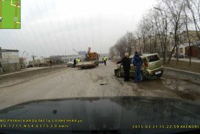 А в зеркала смотреть нужно