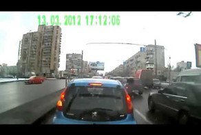 ДТП Мустанга занесло