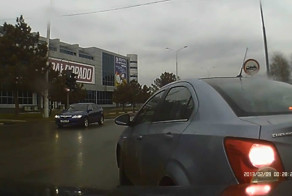 Не разъехались на перекрестке