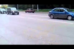 Что это поехало
