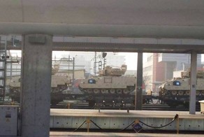 США через Австрию гонят на Украину свою бронетехнику 