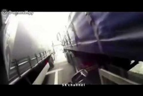 Опасный маневр на мотоцикле