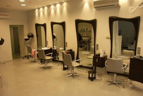 Вот это салон так салон, "стрижка" в прямом и переносном смысле