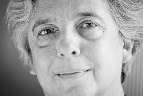 Как правильно: "НА/В Украине" - ответ от Института русского языка РАН