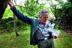 Бурнеши: жено-мужчины Албании