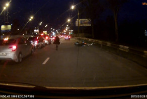 Мотоциклист догнал Матиз