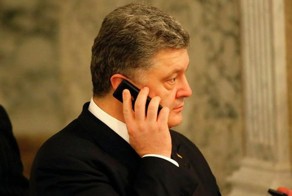 На переговорах в Минске Порошенко звонил Коломойскому
