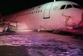Жесткую посадку совершил авиалайнер Airbus А320