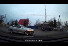 Казел на джипе устроил небольшую лобовую аварию
