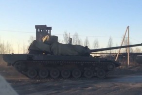 Фотографии и видео танка "Армата" и БМП "Курганец-25"