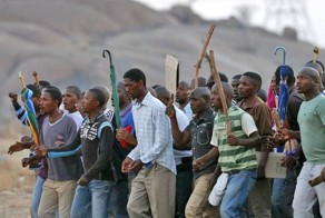 Полицейский беспредел в ЮАР (видео)