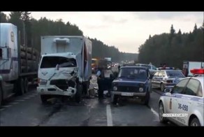 Страшная лобовая авария