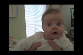 Смешная реакция ребенка 