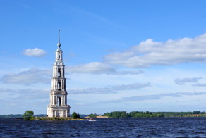 Затопленная церковь в угличе