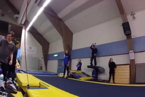 Вывернул лодыжку