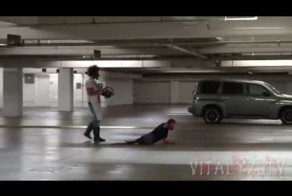 Жуткий розыгрыш с бензопилой