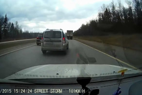 Неудачная попытка обгона по обочине