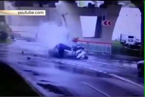 Range Rover упал со скоростной автодороги в Сочи