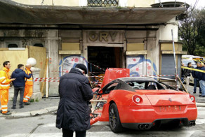 Cотрудник автостоянки случайно разбил Ferrari