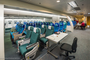 Как тренируют бортпроводников?