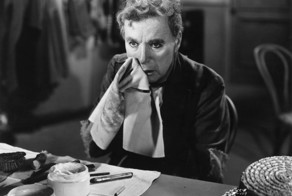 Актеры за кулисами