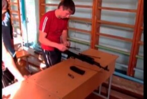 Этот русский парень как торнадо! 