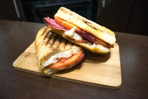 Панини, оно же сэндвич, оно же горячий бутерброд, оно же ленивая пицца