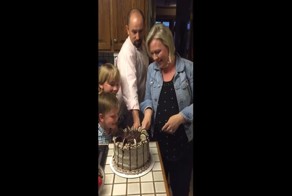 Мама шести мальчиков узнает пол седьмого ребенка