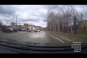 Не видишь я поворачиваю