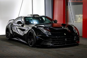 Черный-пречерный N-Largo Ferrari F12 Berlinetta Novitec Rosso