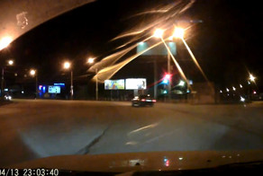 Омский летчик улетел с дороги