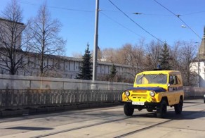 Парадный проезд ретро-трамваев по Москве