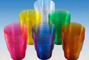 Как сделать классную игрушку, используя обычные пластикоые стаканы