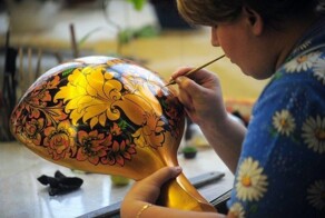 Золотая семёновская Хохлома