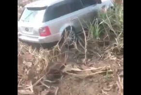 Помог вытянуть застрявший Range Rover