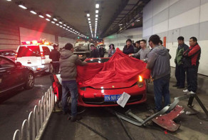 В Китае разбили Lamborghini и Ferrari