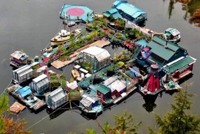 Невероятный дом на воде