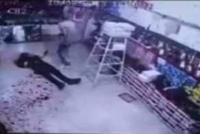  Зарубили мачете