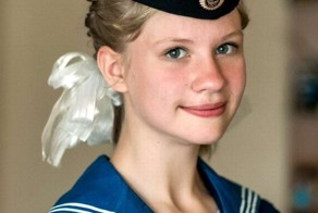 Женщина на корабле