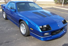 Chevrolet Camaro 1990-го года с пробегом 2259 миль