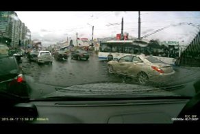 Уйти от столкновения не удалось