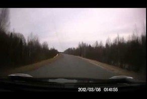 Опрокинулся в кювет