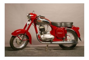 60 лет "Старушке": история легендарного мотоцикла Jawa